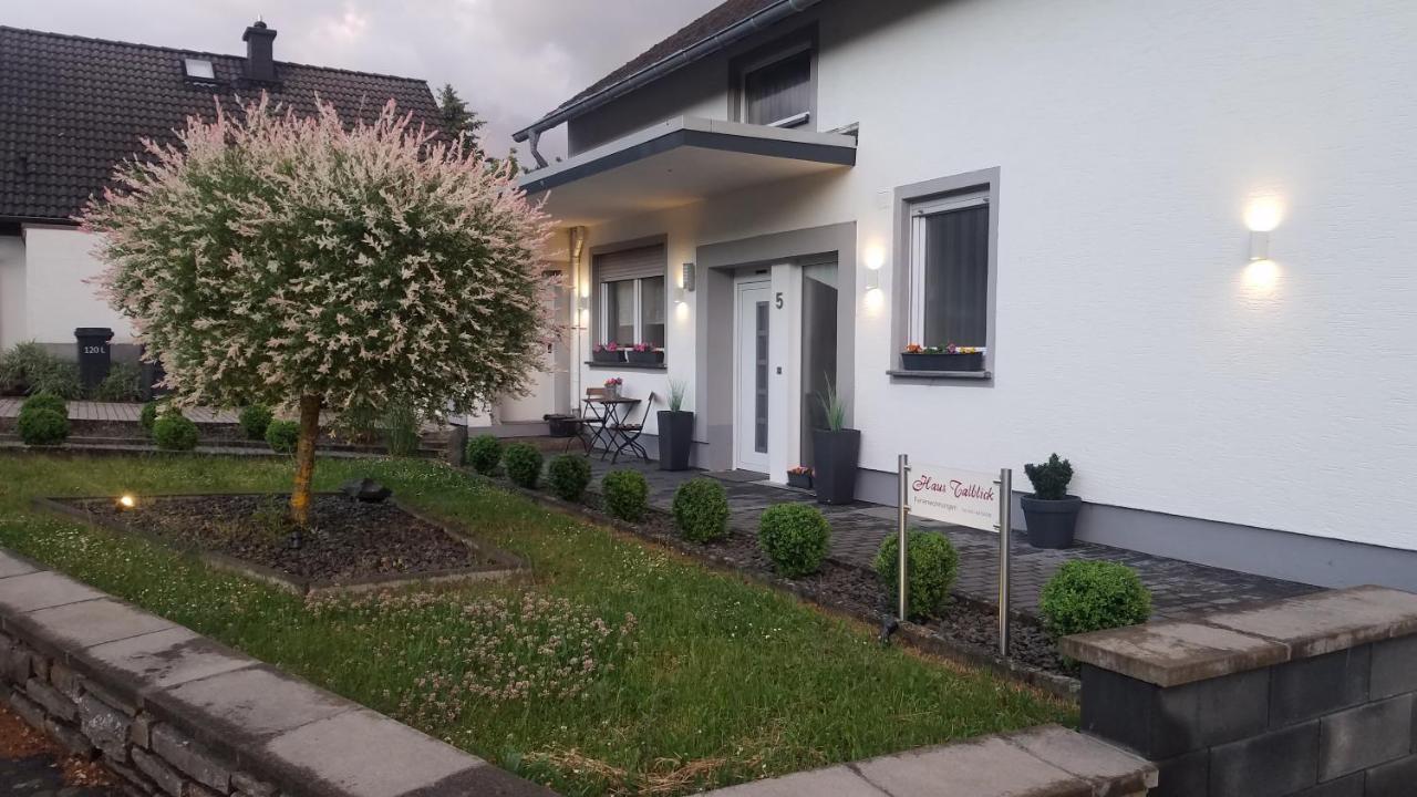 Ferienwohnungen Haus Talblick Valwig Exterior foto