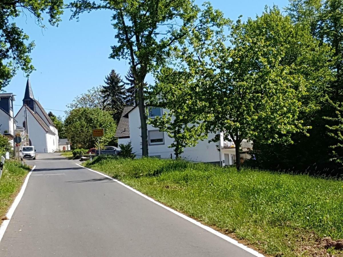 Ferienwohnungen Haus Talblick Valwig Exterior foto